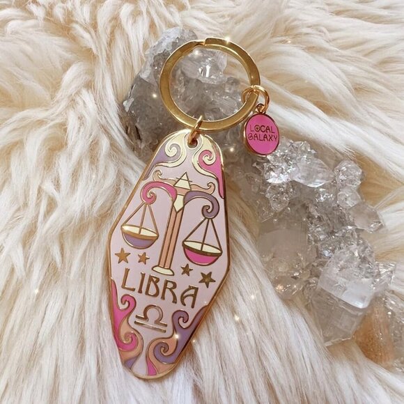 Zodiac Sign Keychain Enamel Metal Gift for Astrology Lovers Compact Durable - Picture 5 of 7